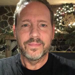 Meet your Posher, Henry